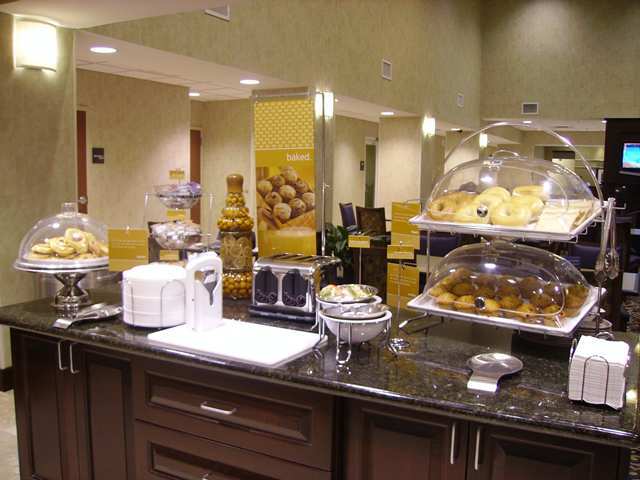 Hampton Inn & Suites Savannah - I-95 South - Gateway Georgetown Nhà hàng bức ảnh